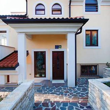 Apartments Villa Teuta Ουμάγκ Εξωτερικό φωτογραφία