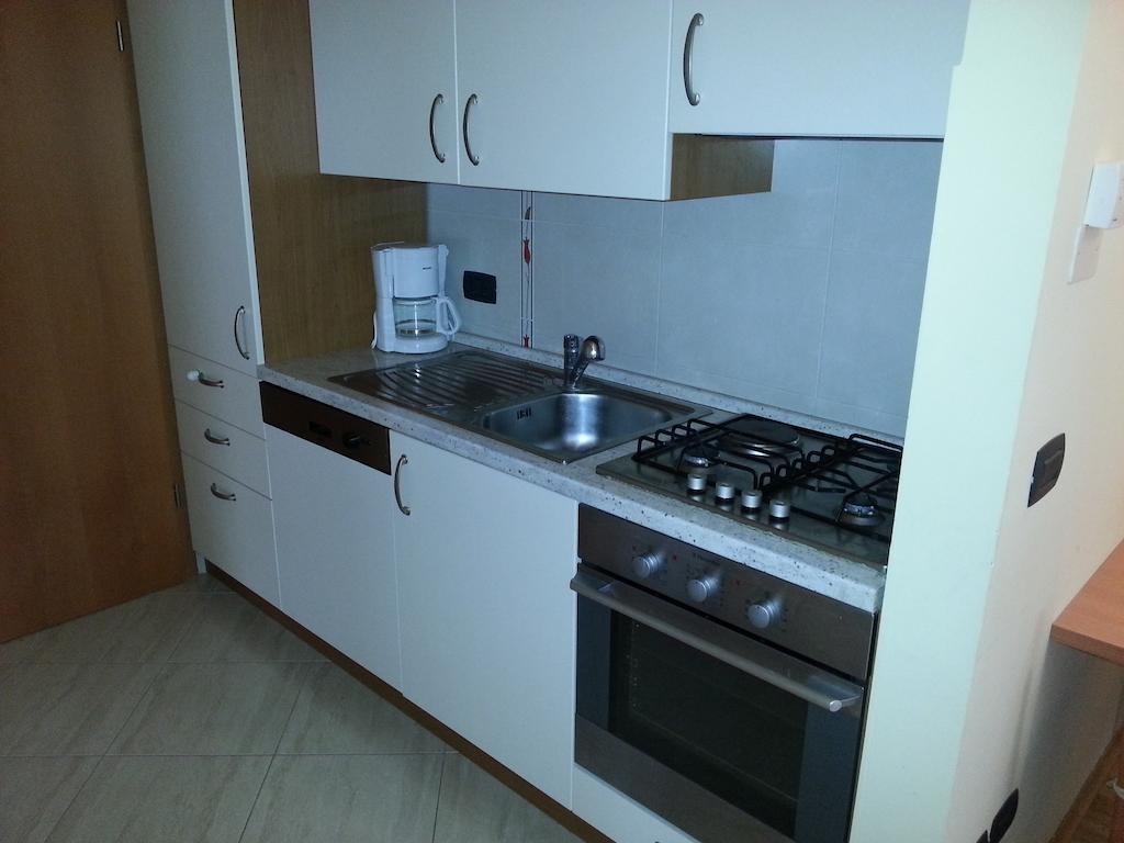 Apartments Villa Teuta Ουμάγκ Δωμάτιο φωτογραφία