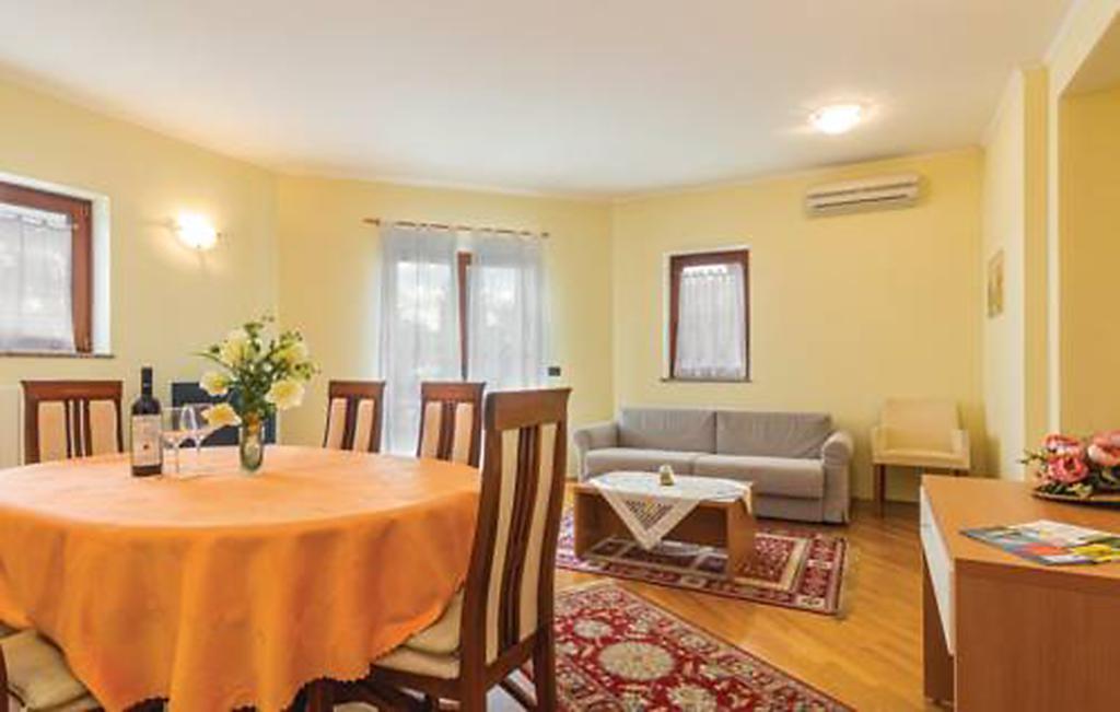 Apartments Villa Teuta Ουμάγκ Εξωτερικό φωτογραφία